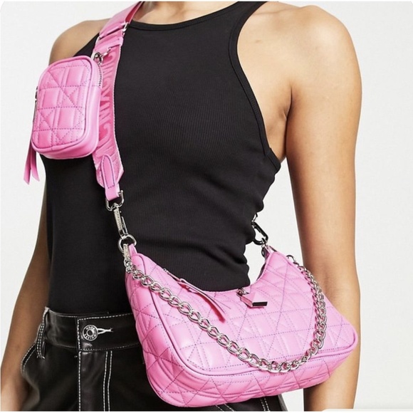 Steve Madden Handbags - NWT Steve Madden BVital Quilted Crossbody Bag